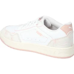 Court Classy Crafted Flowers