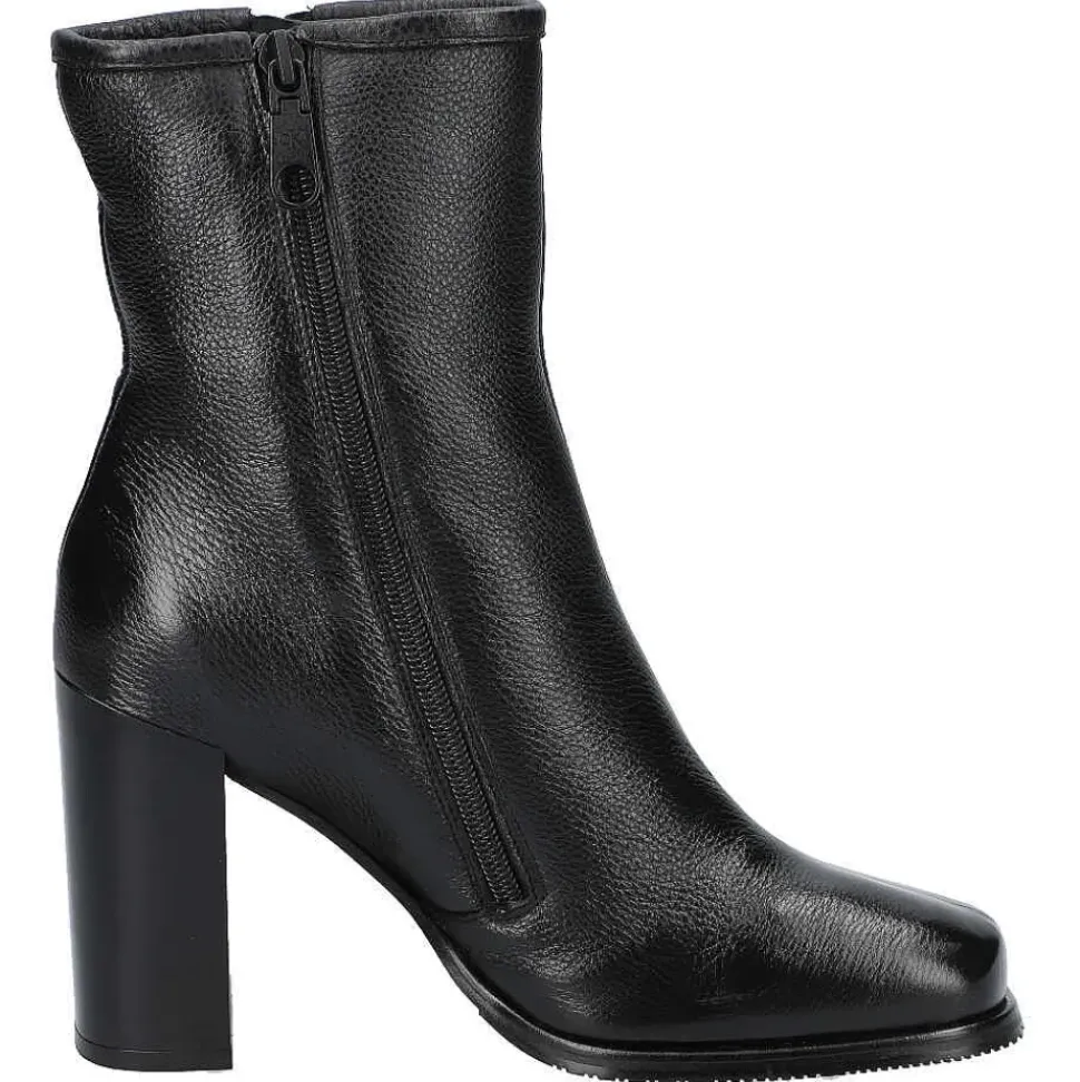 Heel Buckle Boot LTH